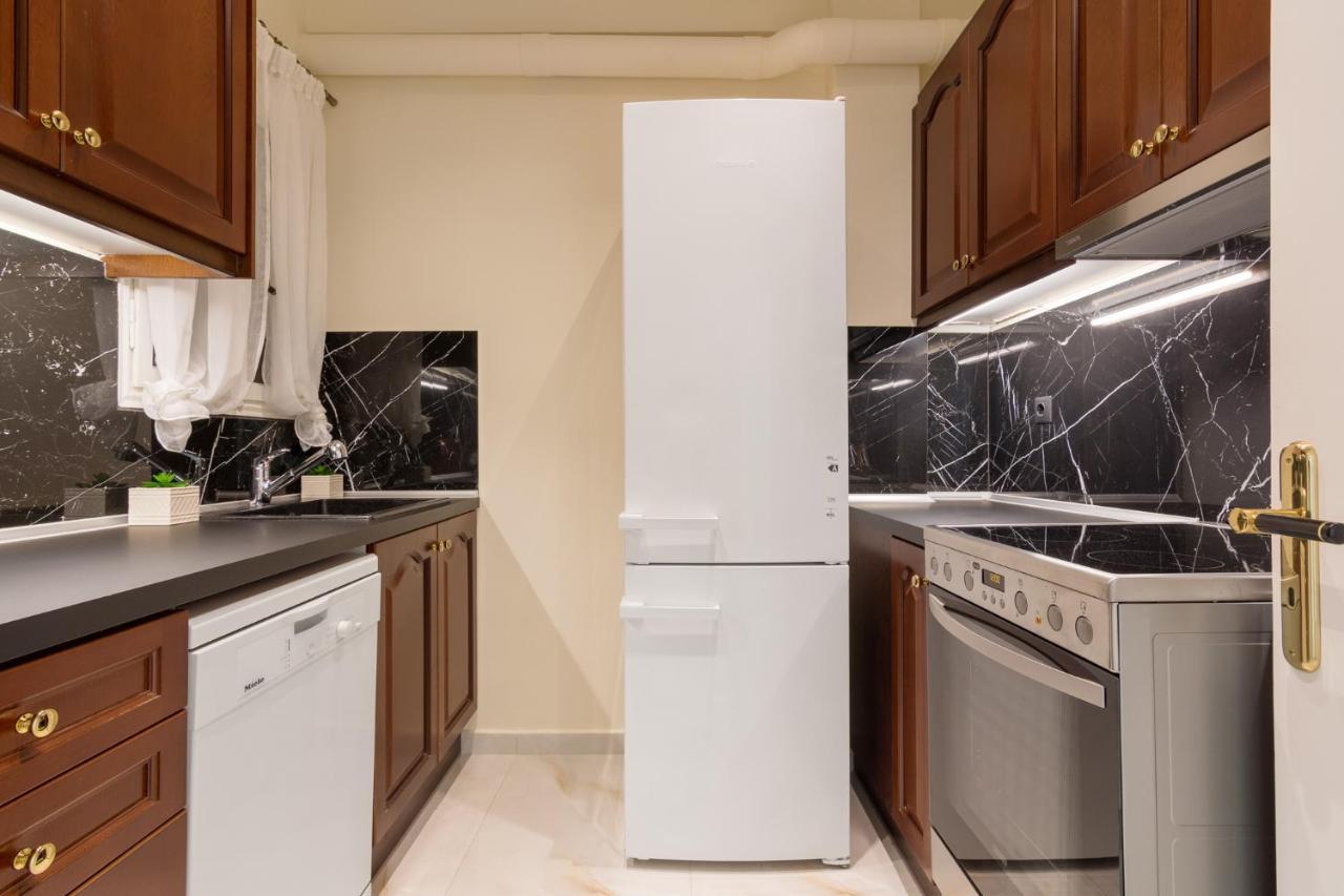 Minimal 2 Bedroom Apt Near The Athens Concert Hall Zewnętrze zdjęcie